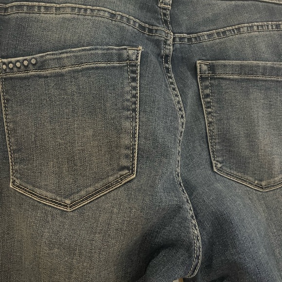 Women’s Blank NYC distressed mid rise skinny jeans - Picture 5 of 8